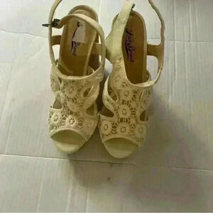 Lucky Brand Women’s Cork Wedge Heels Size 7